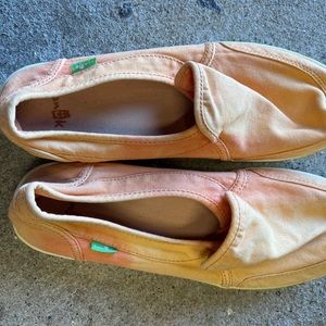 Sanuk Pair O’ Dice size 8